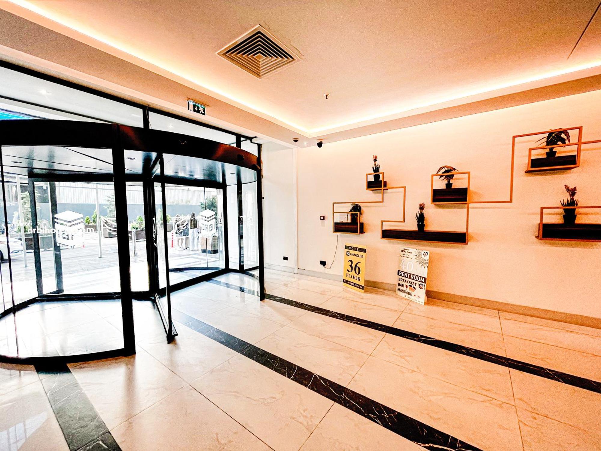 Batumi Floor40 Hotel Exterior photo
